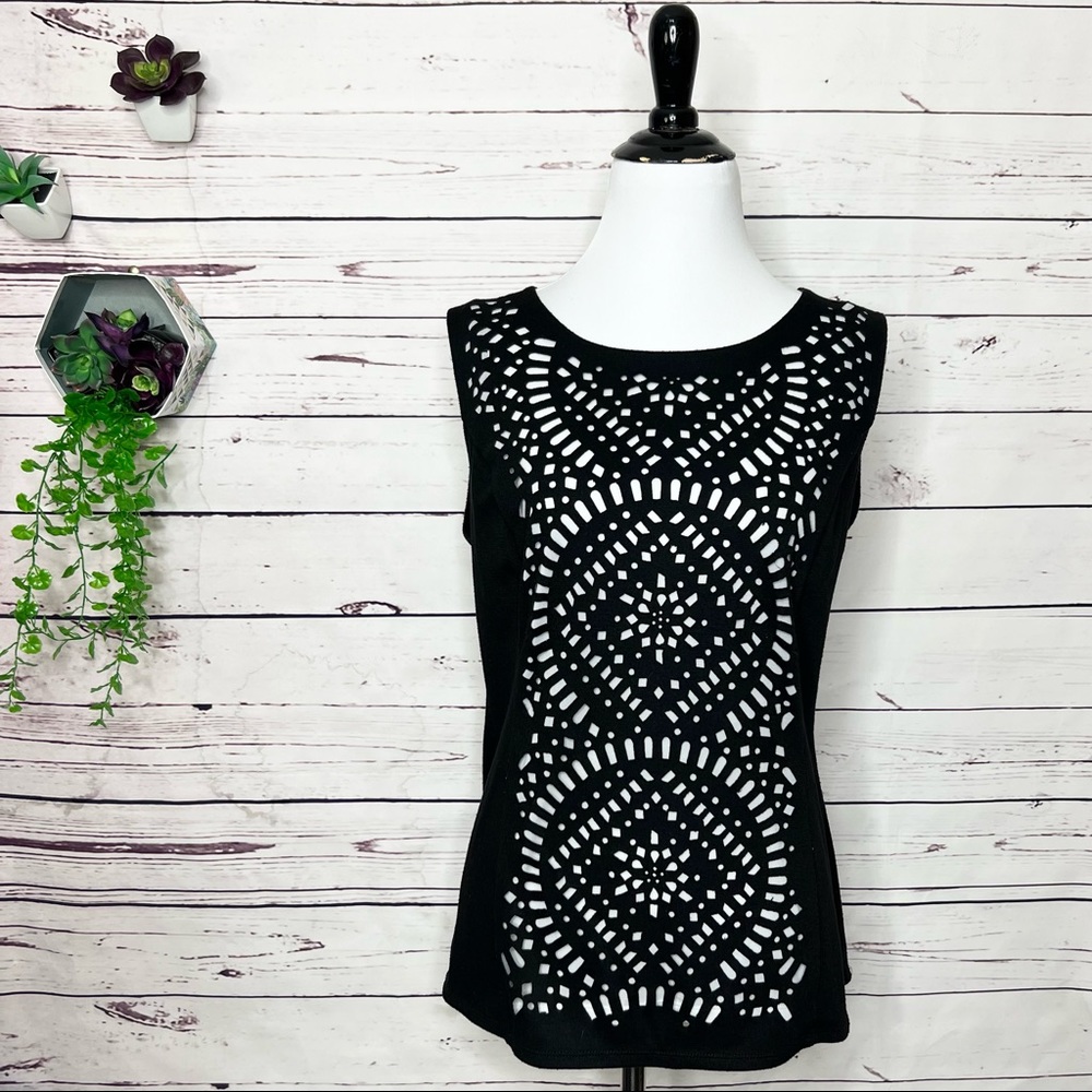 Worthington Black Cut Out Sleeveless Top Size Large